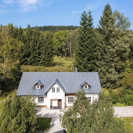 Вилла In Near Giant Mountains Младе-Буки