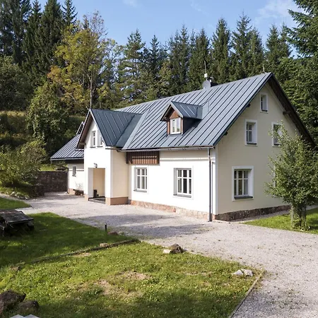 Villa Kjh348 *